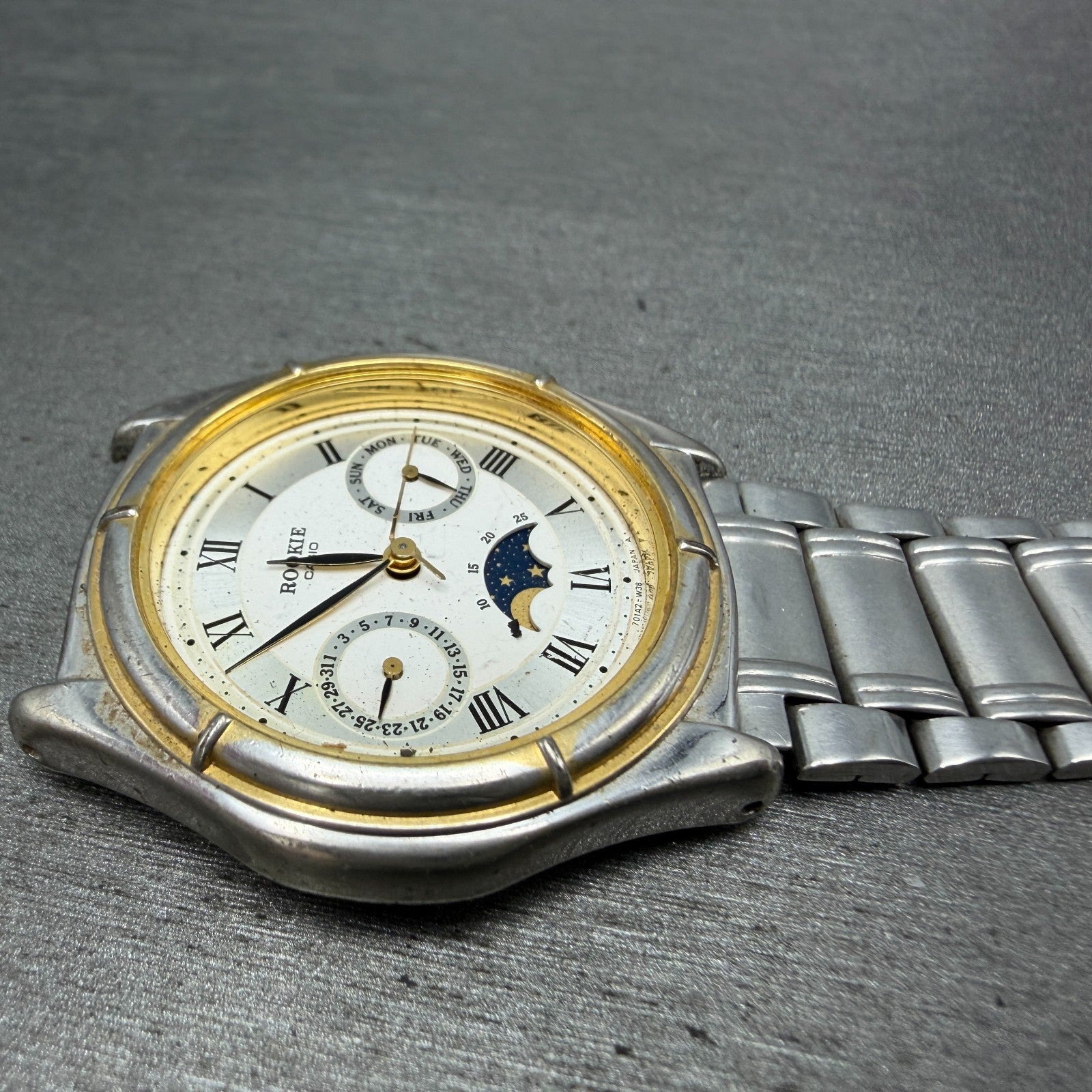 Caasio Rookie Moonphase Watch Men 34mm White Dial Silver Tone RKM-951 PARTS7