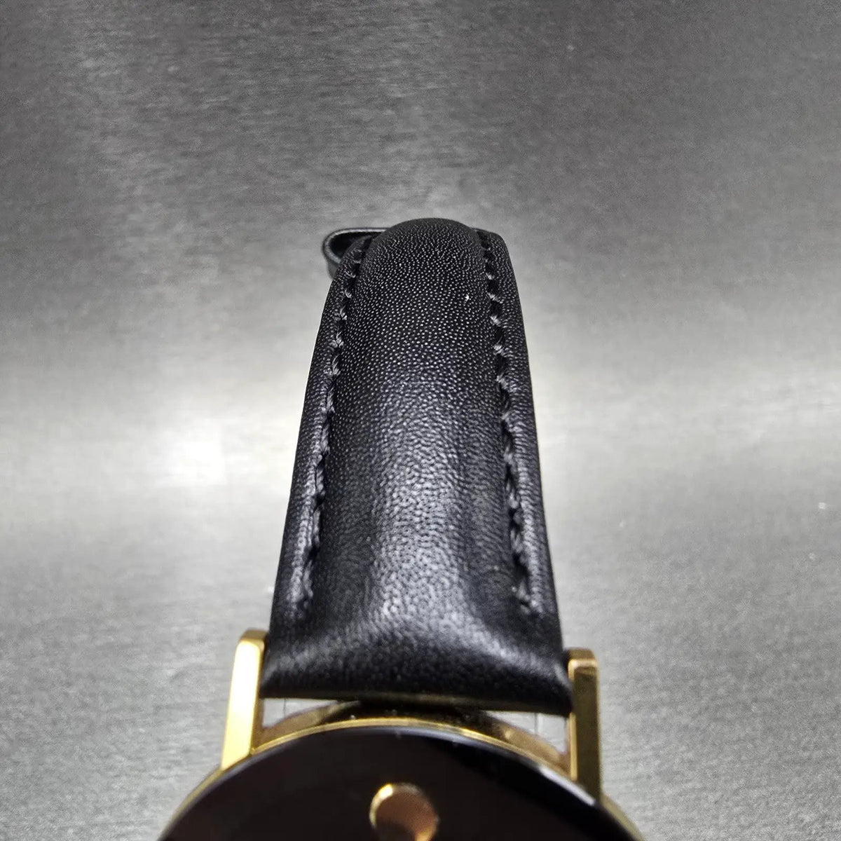 Movado Museum 31mm Watch Men Black Dial Gold Tone Round 87-40-882 New Battery6