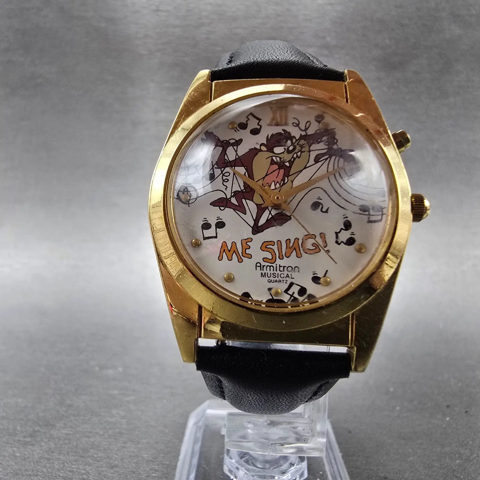Armitron Tasmanian Devil Watch Men 32mm White Dial Gold Tone Musical New battery5