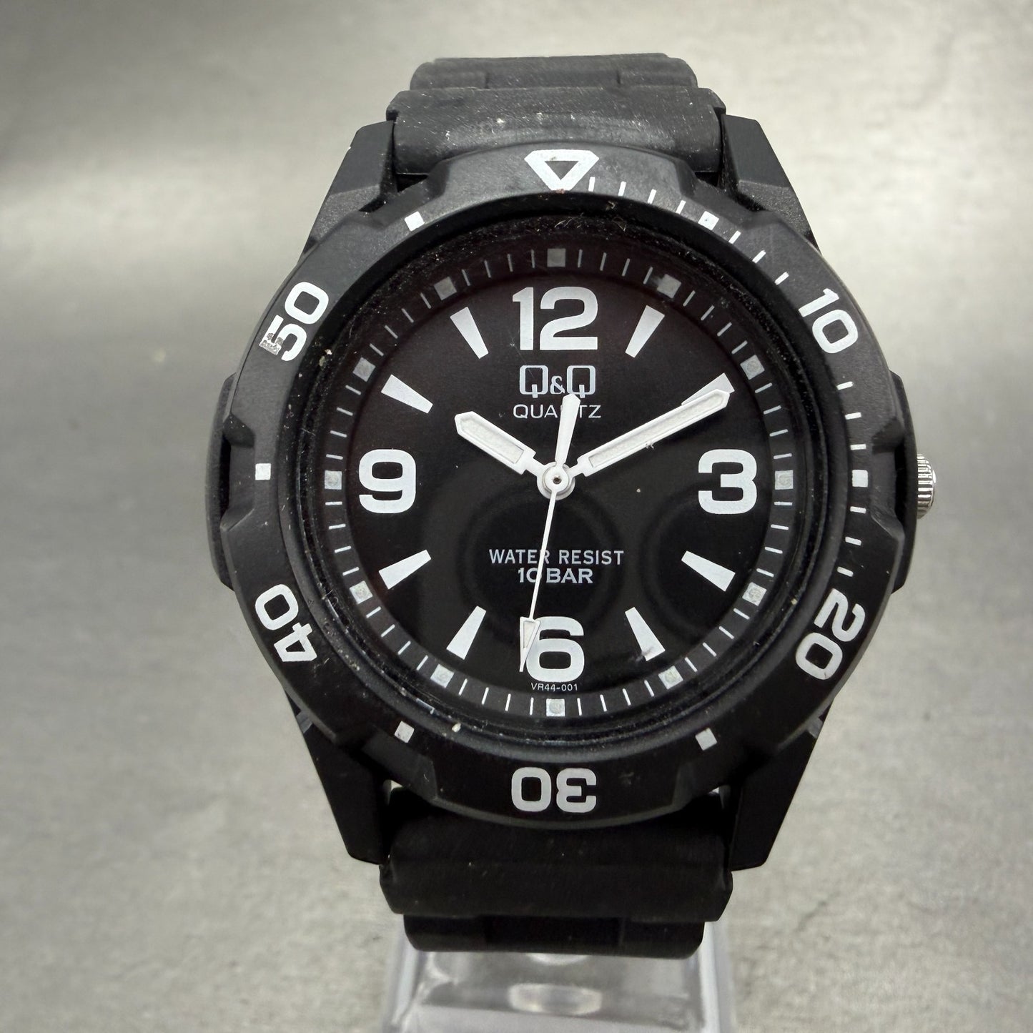 Citizen Q&Q Dive Watch Men 40mm Black Dial Black Tone Round 2035 New battery0