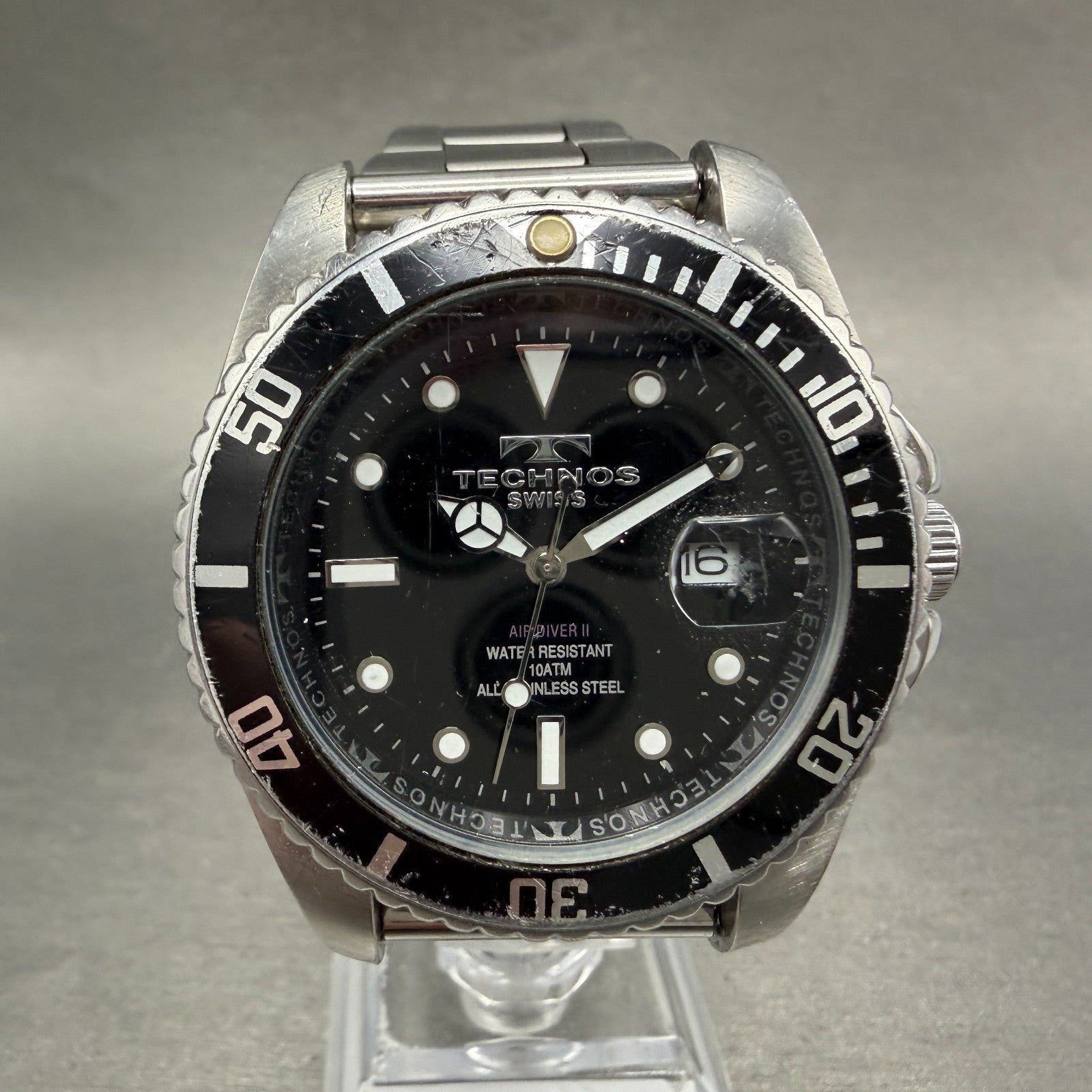 Technos Dive Watch Men 41mm Black Dial Silver Tone Round TAM629 New Battery A0