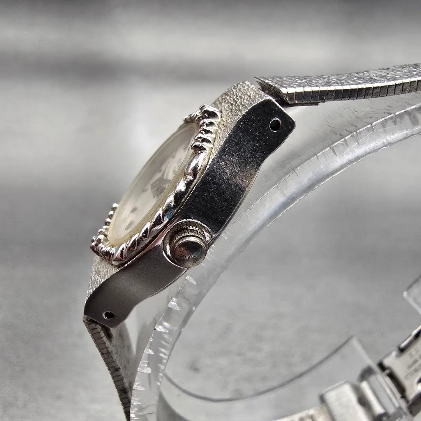 Bulova Watch Women 17mm Silver Dial Silver Tone Oval 91L09 New Battery VTG2