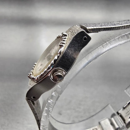 Bulova Watch Women 17mm Silver Dial Silver Tone Oval 91L09 New Battery VTG2