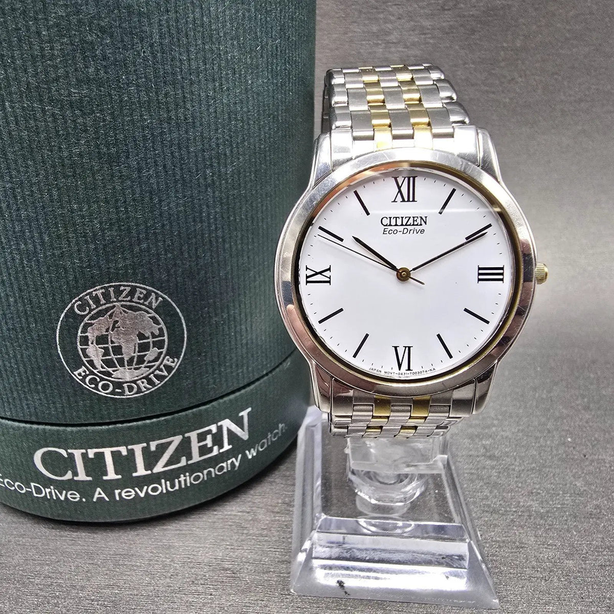 Citizen Eco-Drive Stiletto Watch Men 35mm White Dial Two Tone Round Runs WBox0