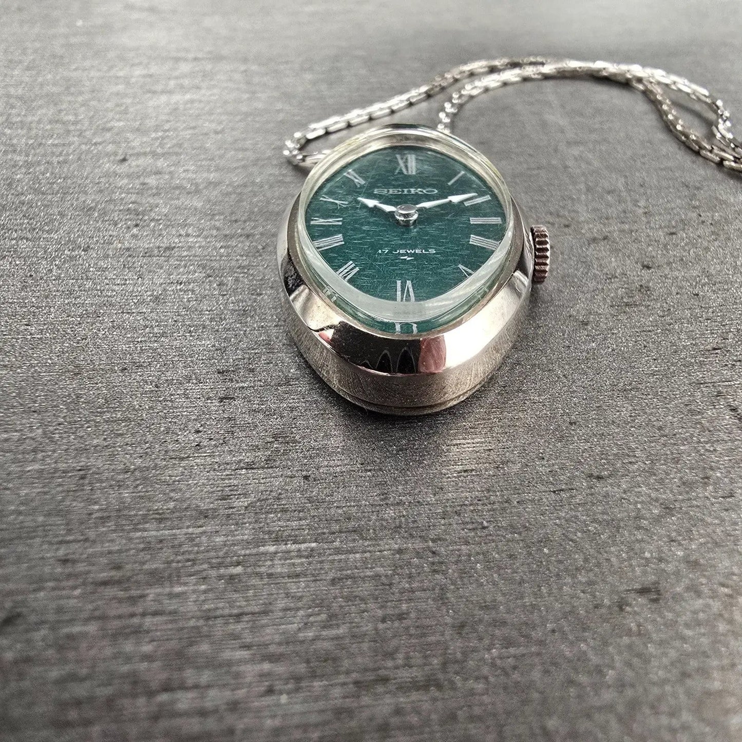 Seiko Necklace Watch Women 19mm Green Dial Silver Tone Oval 11-7990 Manual Wind4
