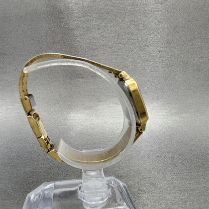 Seiko Tank Watch Women 18mm Gold Dial Gold Tone Rectangle 23205229 New Battery8