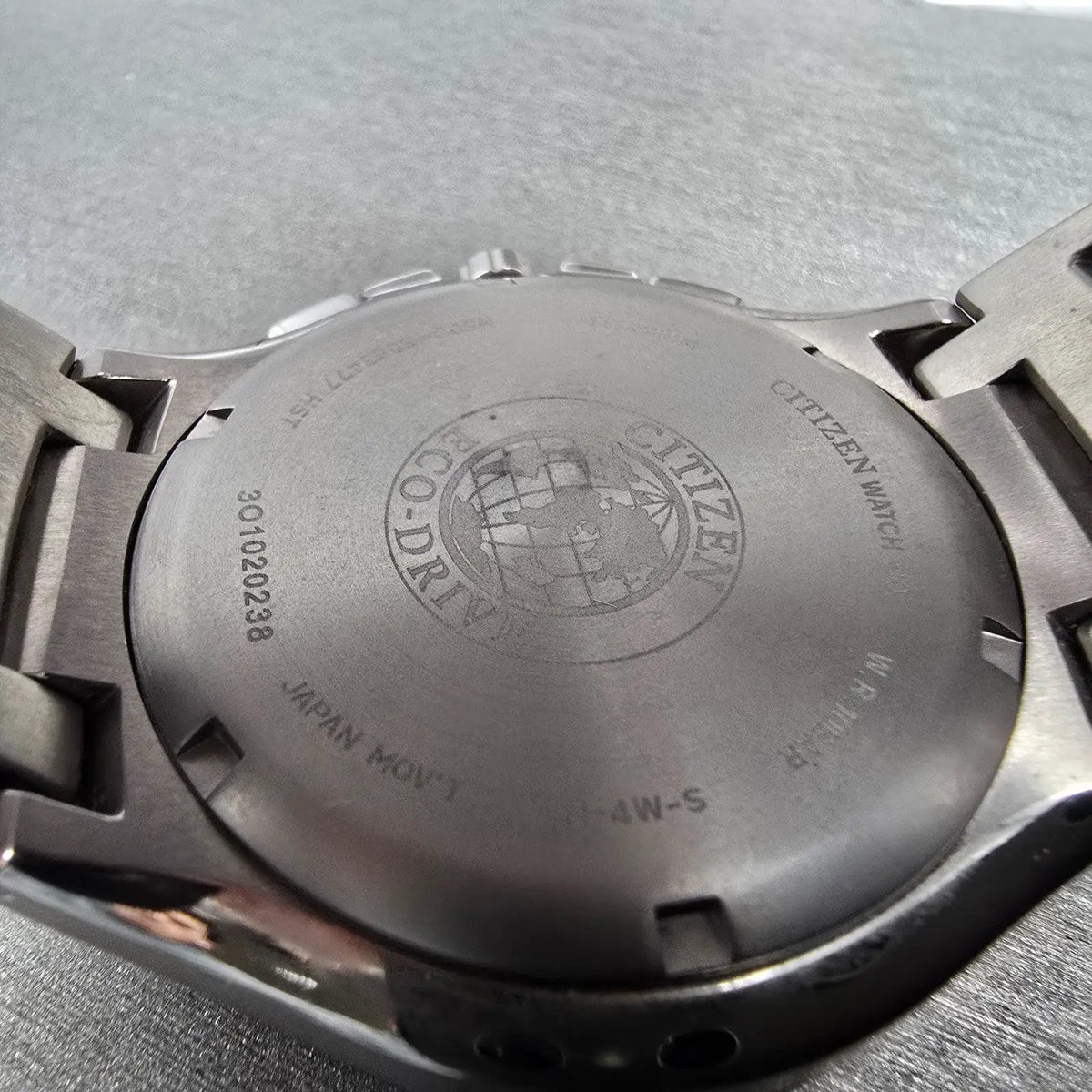 Citizen Eco-Drive Chronograph Watch Men 43mm Black Dial Titanium Date Round Runs9