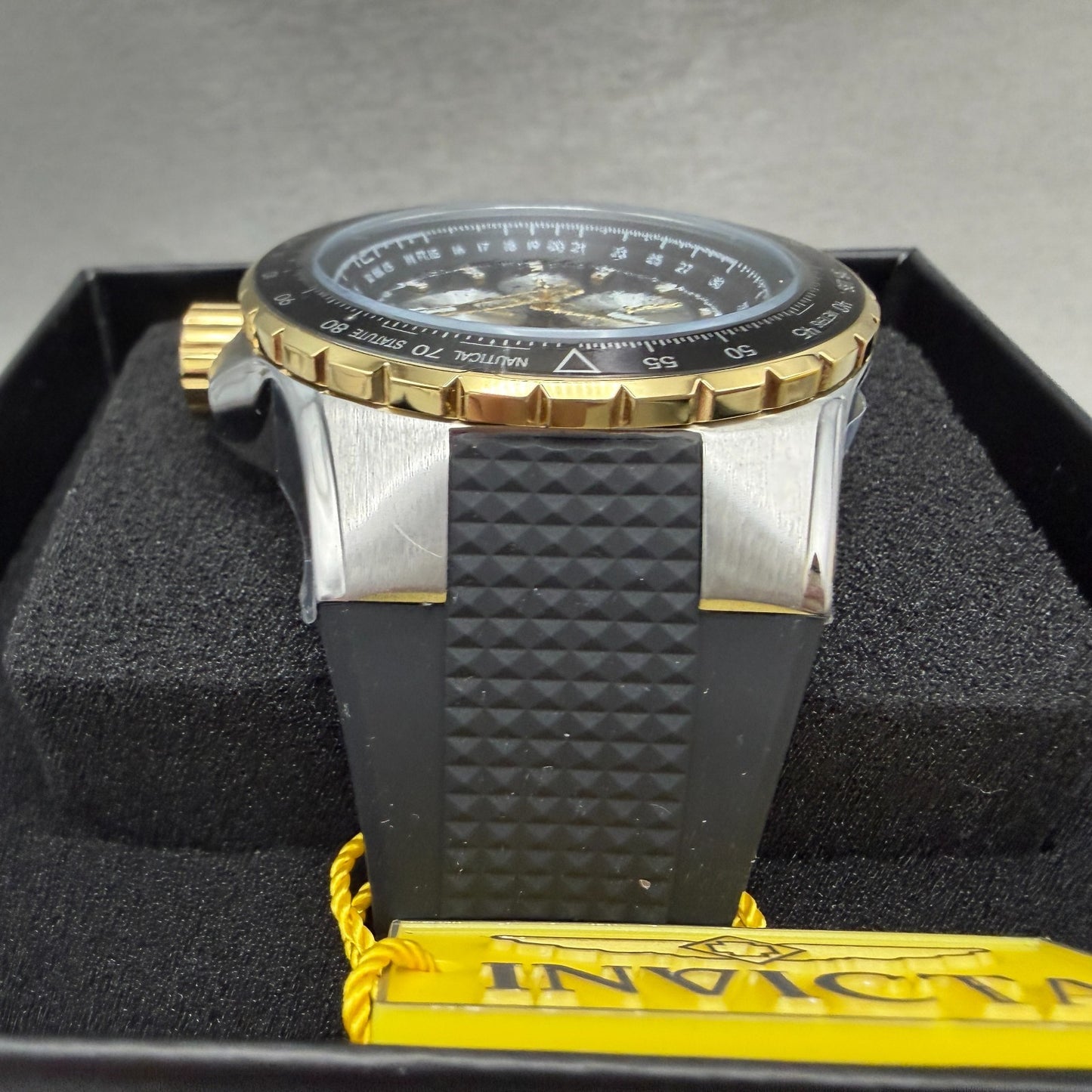 Invicta Aviator Watch Men 51mm Black Dial Two Tone Daydate Round 33029 New4