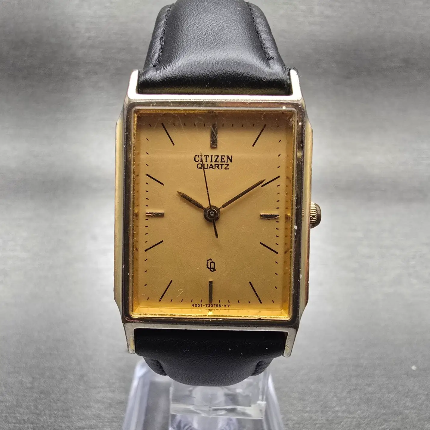 Citizen CQ Tank Watch Men 24mm Gold Dial Gold Tone Rectangle 4031-915267 New Bat0