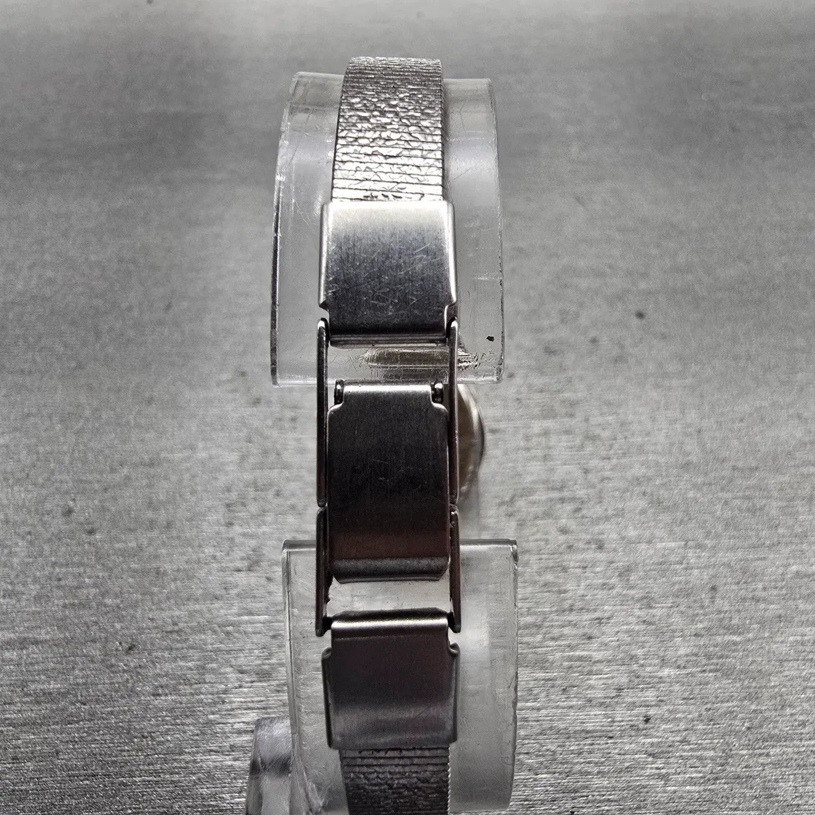Bulova Watch Women 17mm Silver Dial Silver Tone Oval 91L09 New Battery VTG7