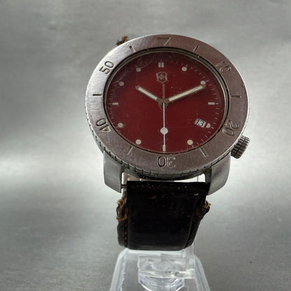 Victorinox Swiss Army V7-10 Sub Watch Men 39mm Red Dial Steel Date Round Newbatt5