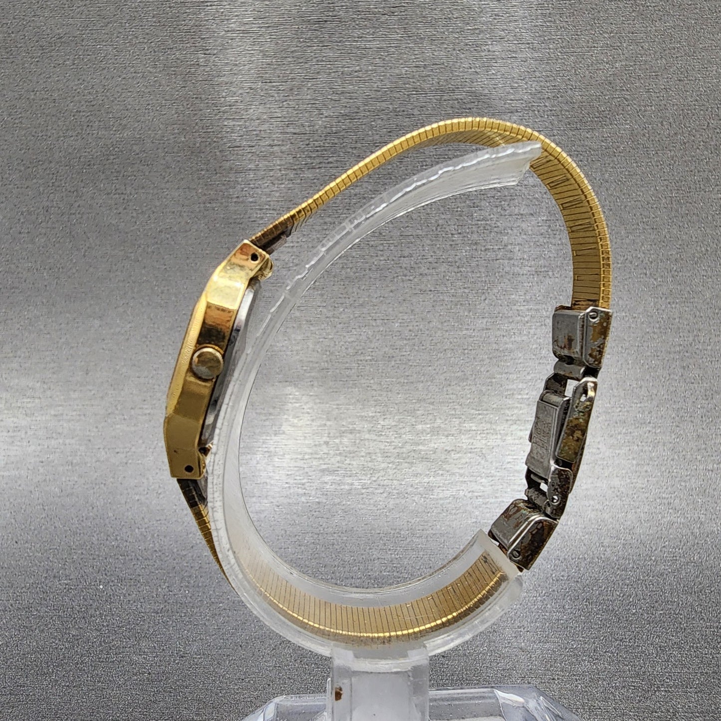 Seiko Watch Women 18mm Champagne Dial Gold Tone Rectangle 23205269 New Battery6