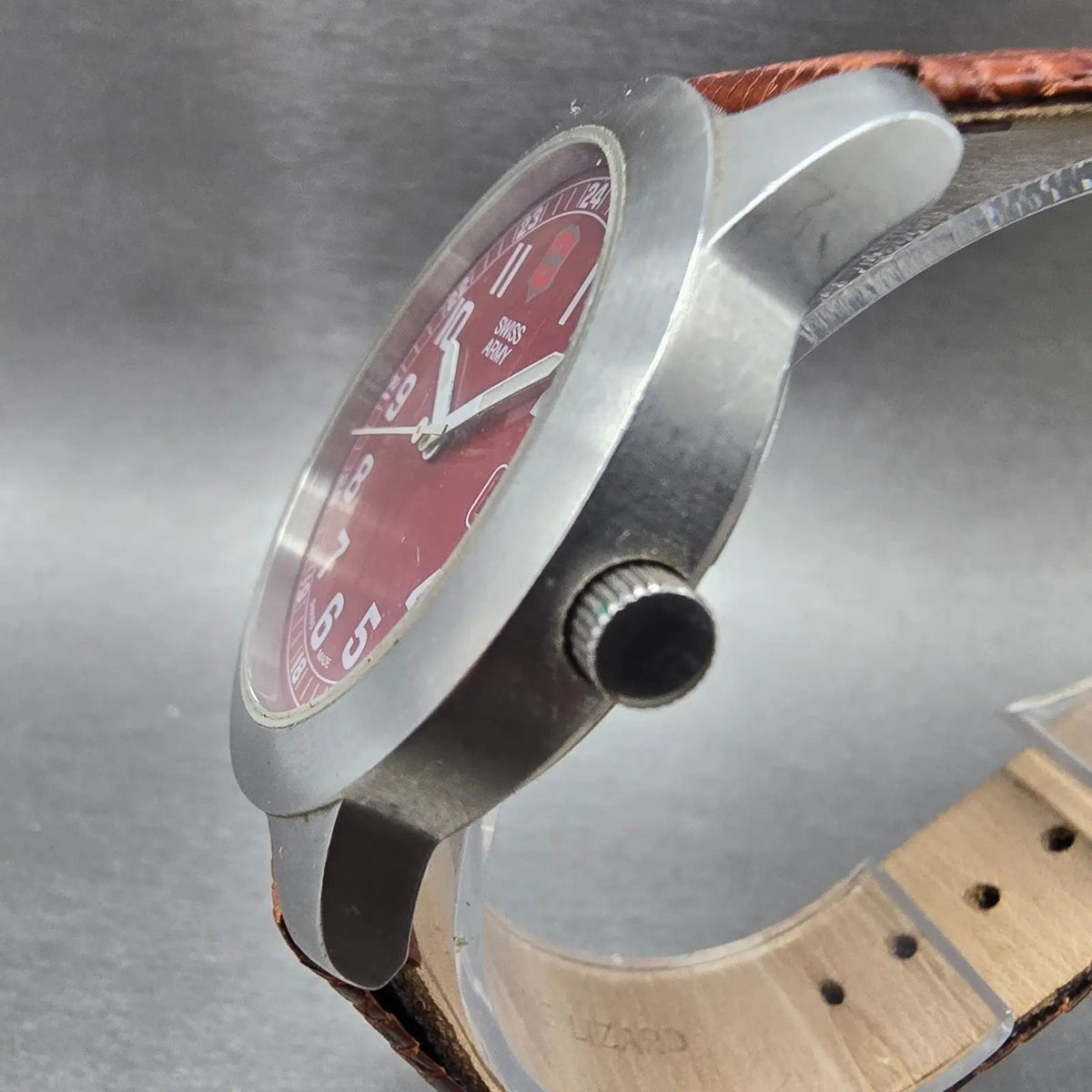 Victorinox Swiss Army Garrison Field Watch Men 39mm Res Dial Steel Round PARTS L3