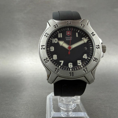Swiss Army Watch Men 39mm Black Dial Silver Tone Round MK-5057 New Battery VTG5