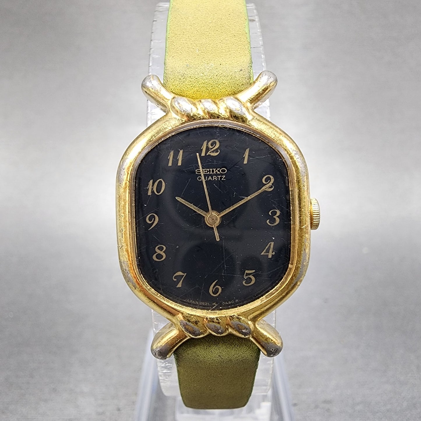 Seiko Watch Women 21mm Black Dial Gold Tone Oval 26215230 New Battery0