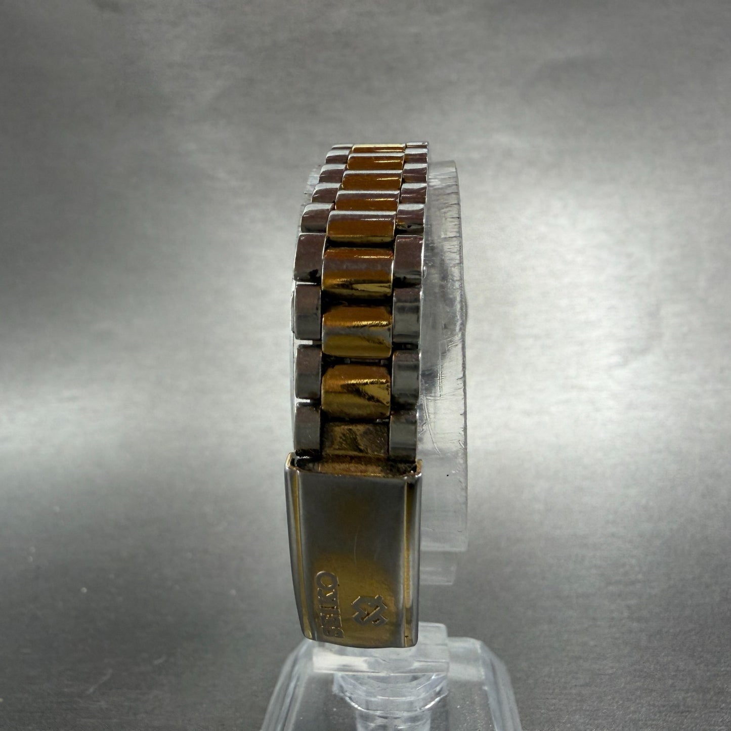 Seiko SQ Watch Women 24mm White Dial Two Tone Daydate Round 3E23-0A60 New Batt7