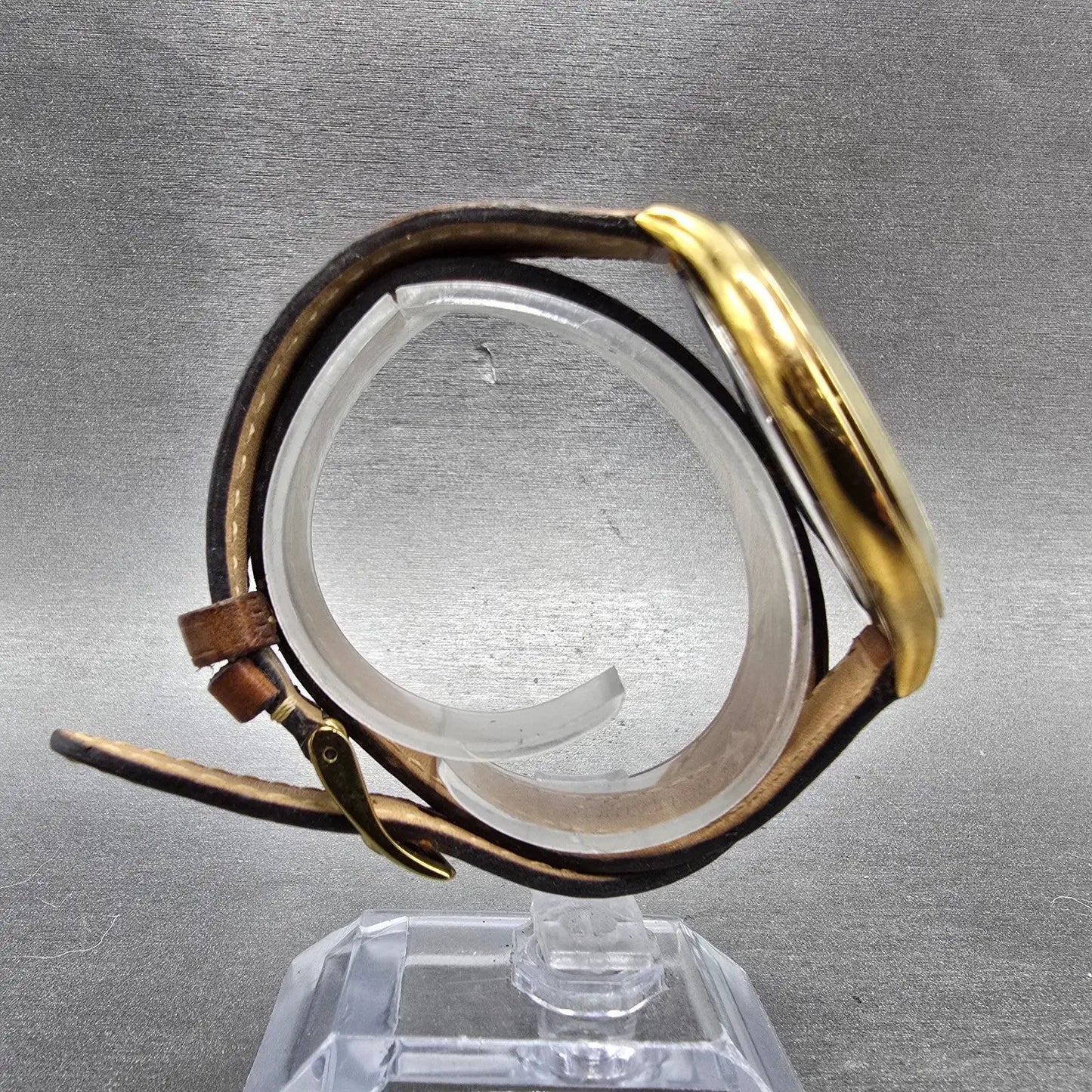 Michael kors Runway Watch Women 42mm Gold Dial Gold Tone Round MK-2256 New BattL8