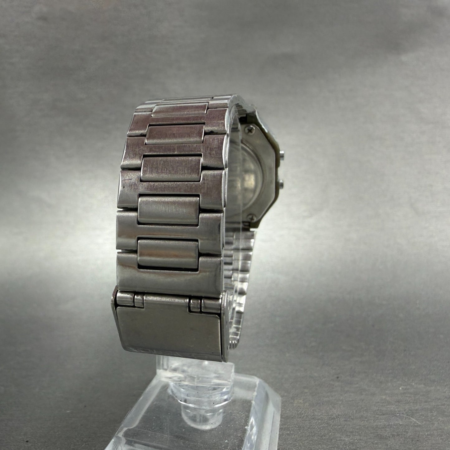 Casio A163W Watch Men 33mm Digital Silver Tone Alarm Chrono Octagon New batt VTG7