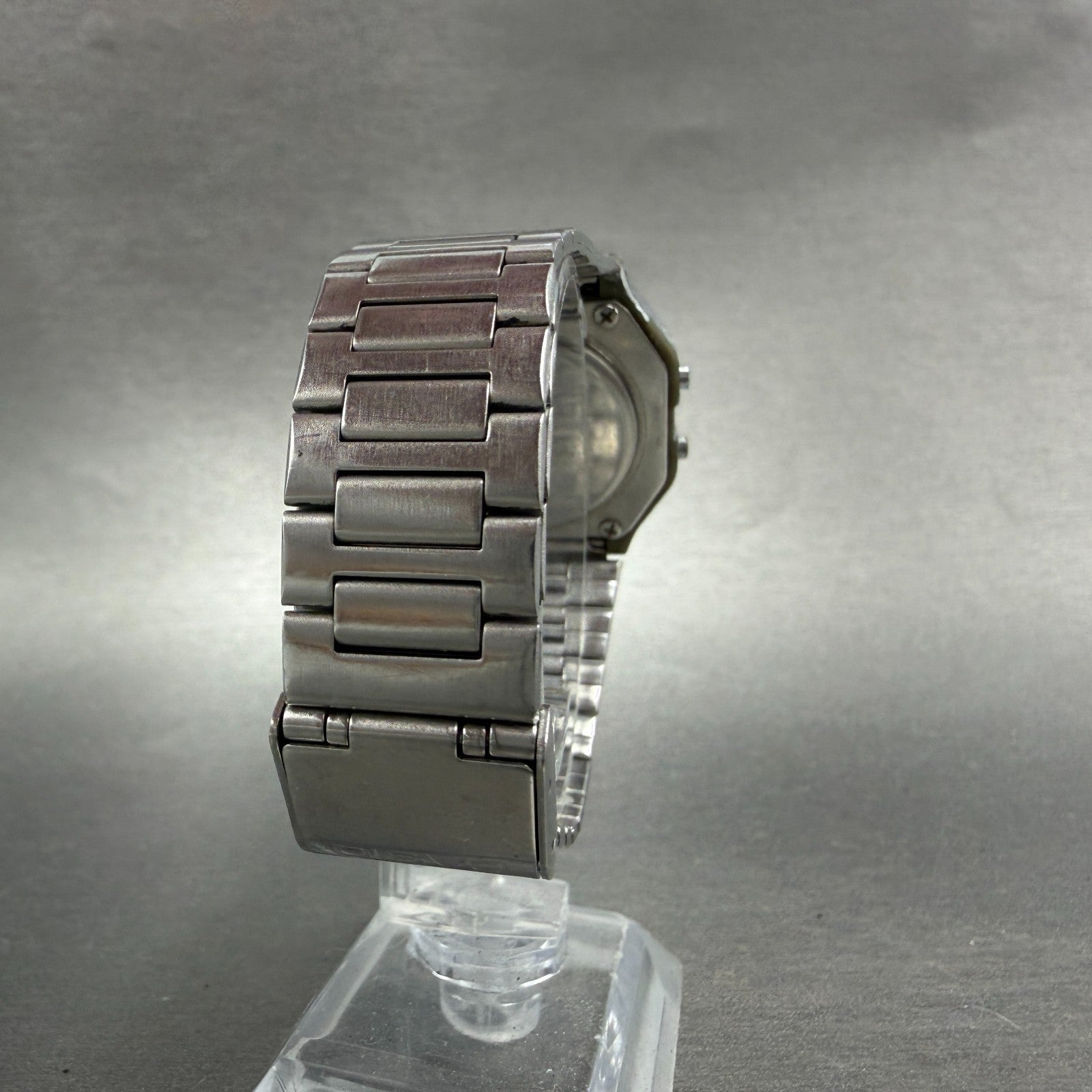 Casio A163W Watch Men 33mm Digital Silver Tone Alarm Chrono Octagon New batt VTG7
