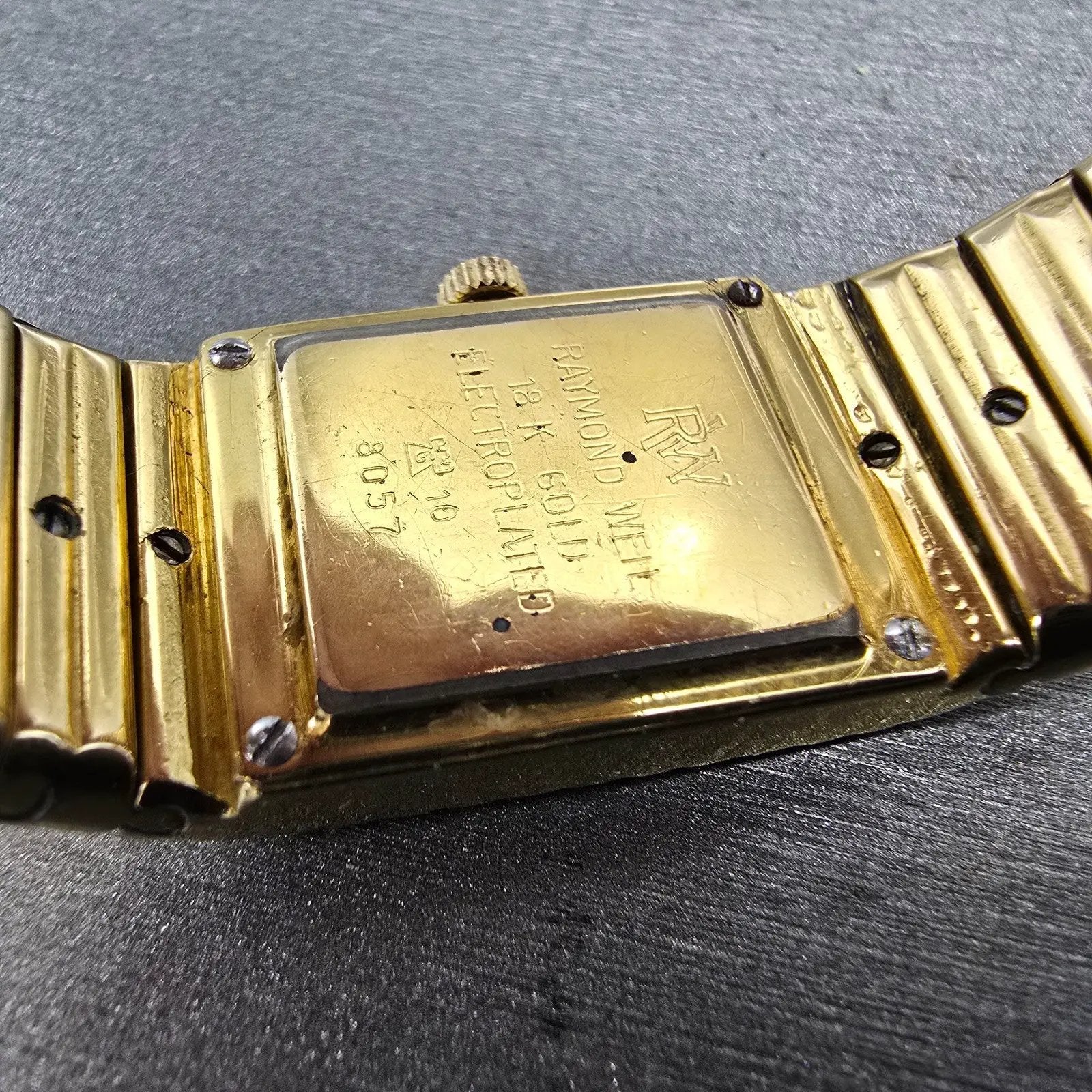 Raymond Weil Tank Watch Women 18mm Gold Dial Two Tone Gold Plated 8057 New Batt9