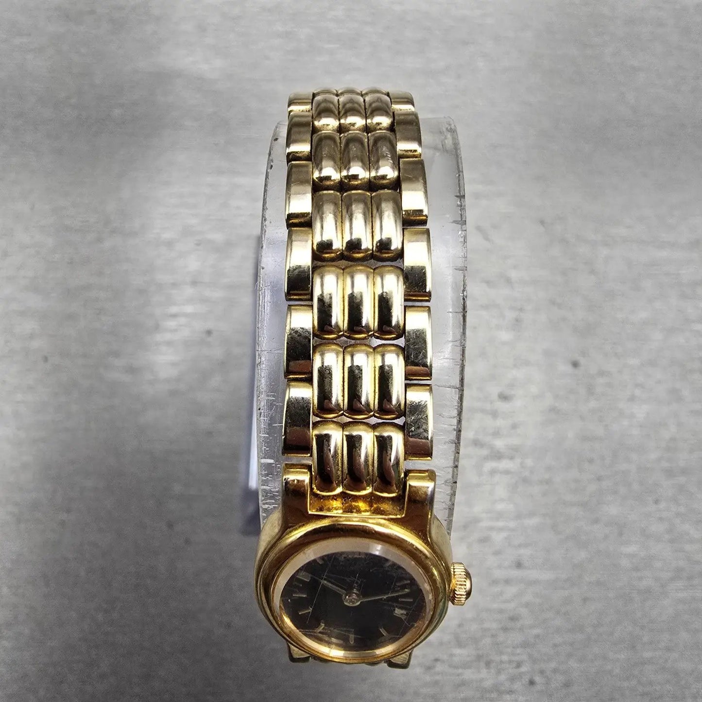 Seiko Watch Women 15mm Black Dial Gold Tone Oval 1F20-5B99 New Battery Vintage4