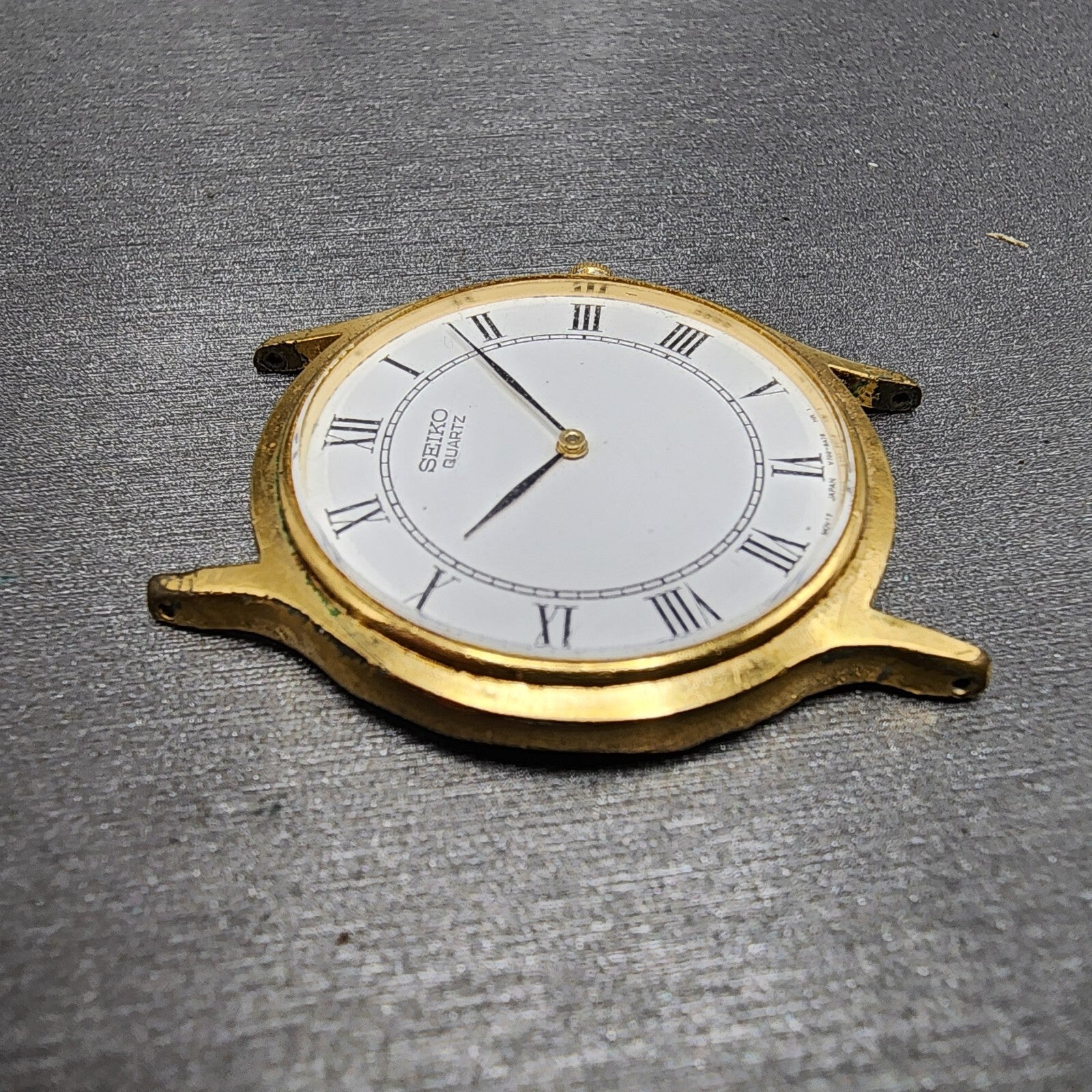 Seiko Watch Men 34mm White Dial Gold Tone Round V7008A10 New Battery2