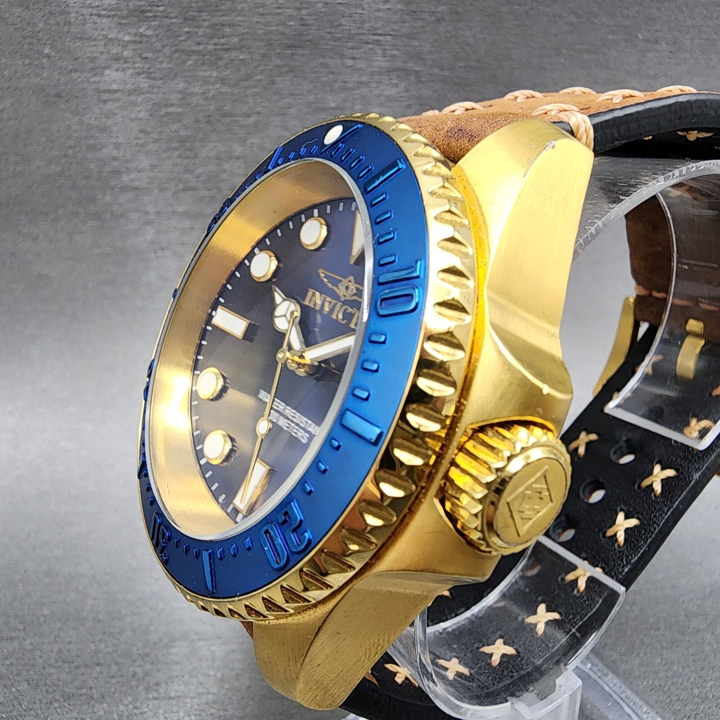 Invicta Pro Diver Watch Men Blue Dial Gold Tone Date Round 17581 New Batt READ!!3
