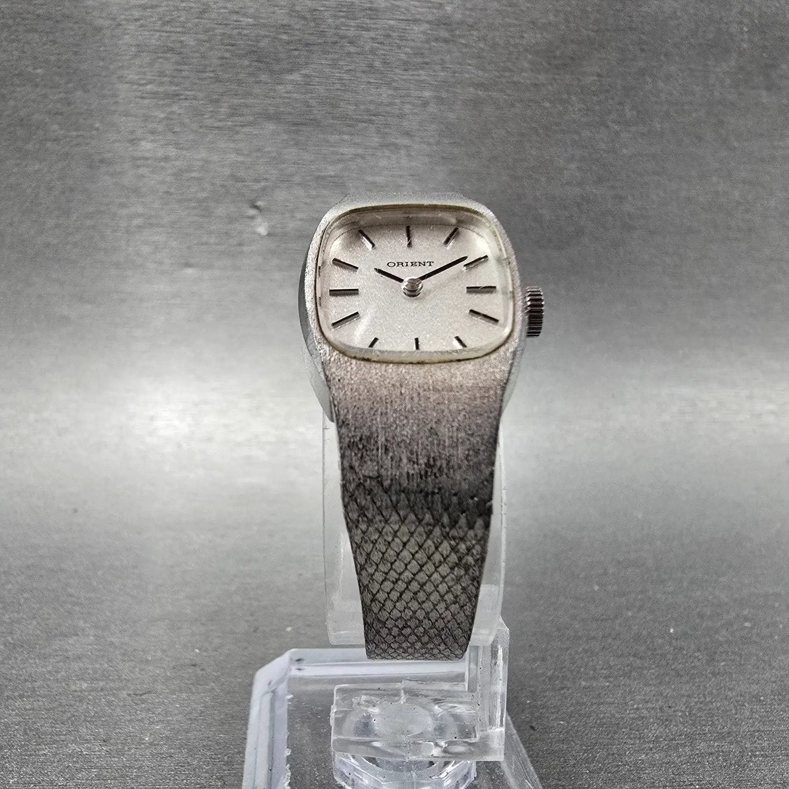 Orient Watch Women 19mm Silver Dial Silver Tone Manual Q120154-20 Runs Vintage5