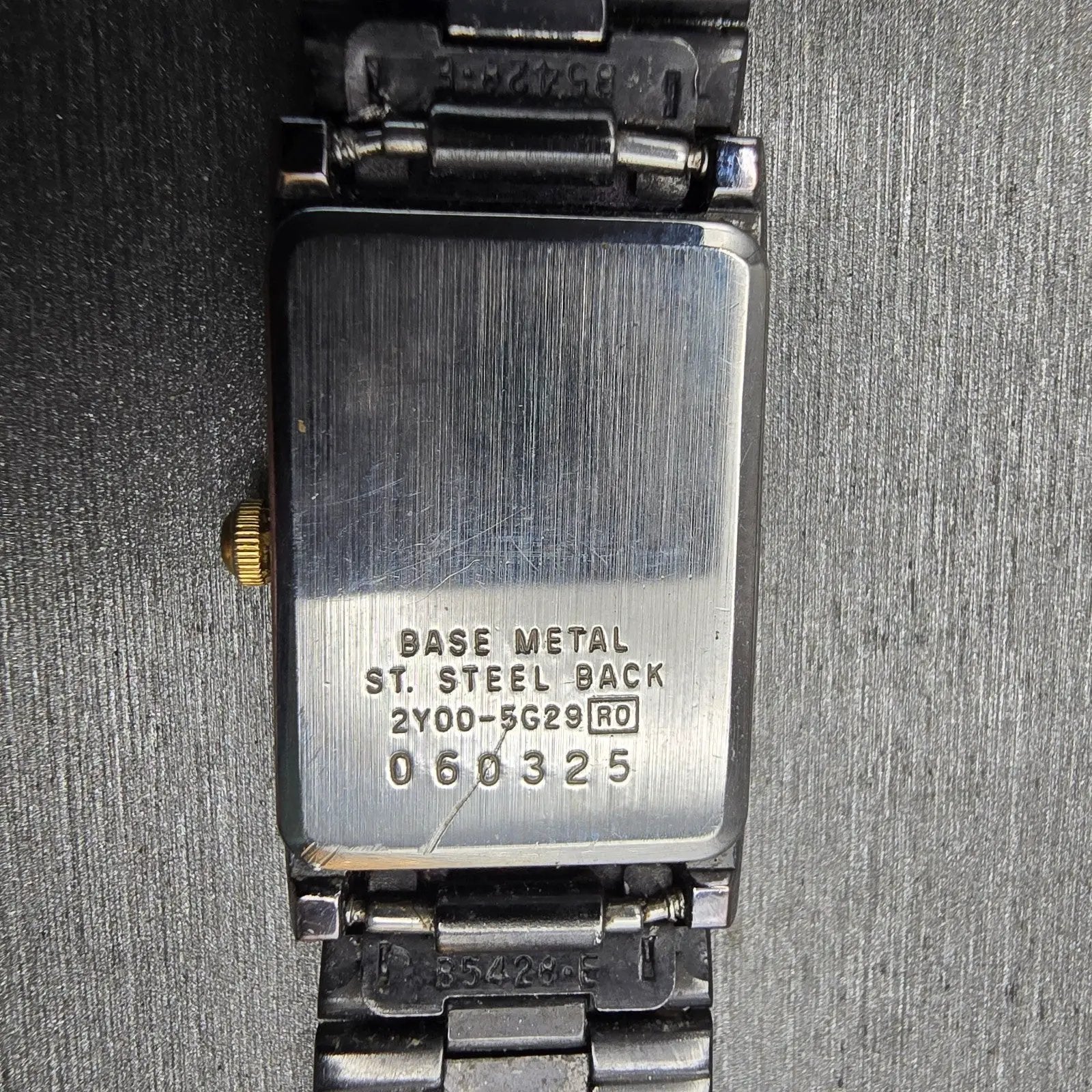 Seiko Asymmetrical Watch Women 17mm Gold Dial Black & Gold Tone 2Y00-5G29 NewBat10