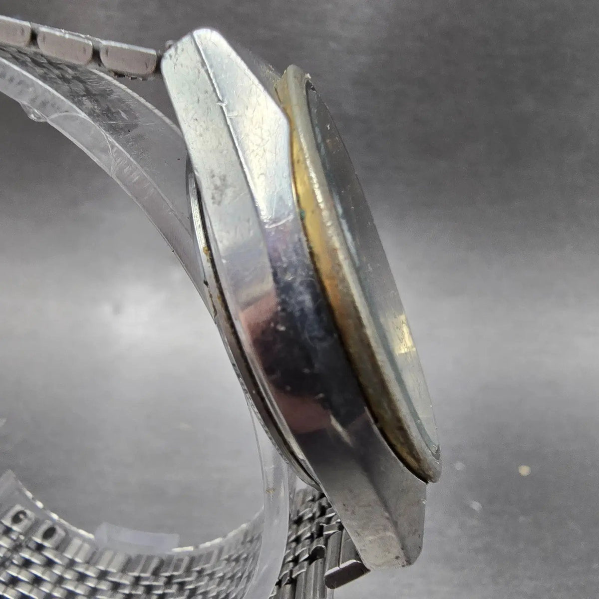 Seiko SQ Watch Men 35mm Gray Dial Two Tone Daydate Round 8223-8009 PARTS4