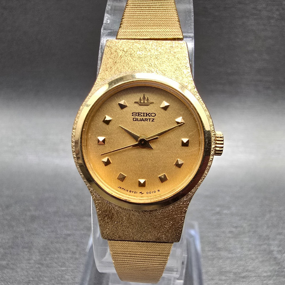 Seiko Watch Women 20mm Gold Dial Gold Tone Round 8Y21-0020 New Battery Vintage 40