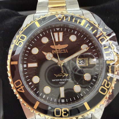 Invicta Pro Diver Watch Men 43mm Black Dial Two Tone Date Bracelet Round 300231