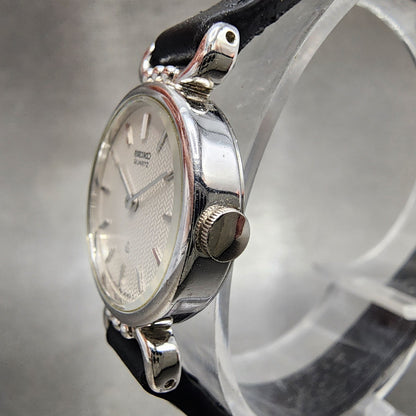 Seiko Watch Women 20mm Silver Dial Silver Tone Round 14000500 New Battery2