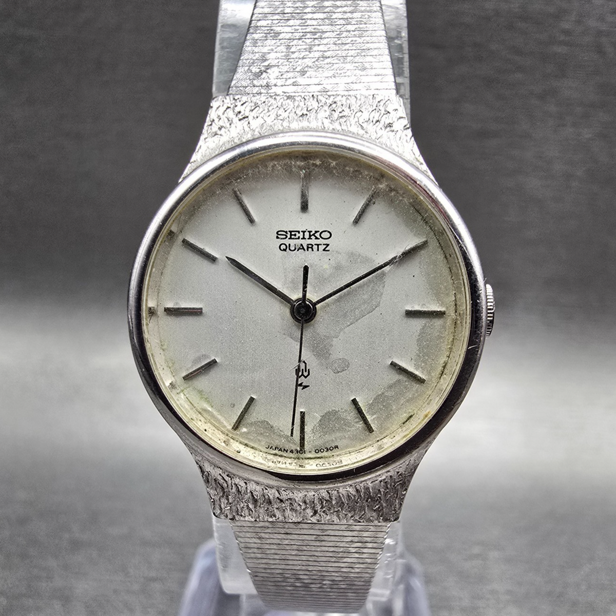 Seiko Watch Women 23mm Silver Dial Silver Tone Round 4301-0010 New Battery0