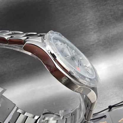 Bulova Watch Men 40mm Silver Dial Silver Tone Date Round 96B376 New Battery3