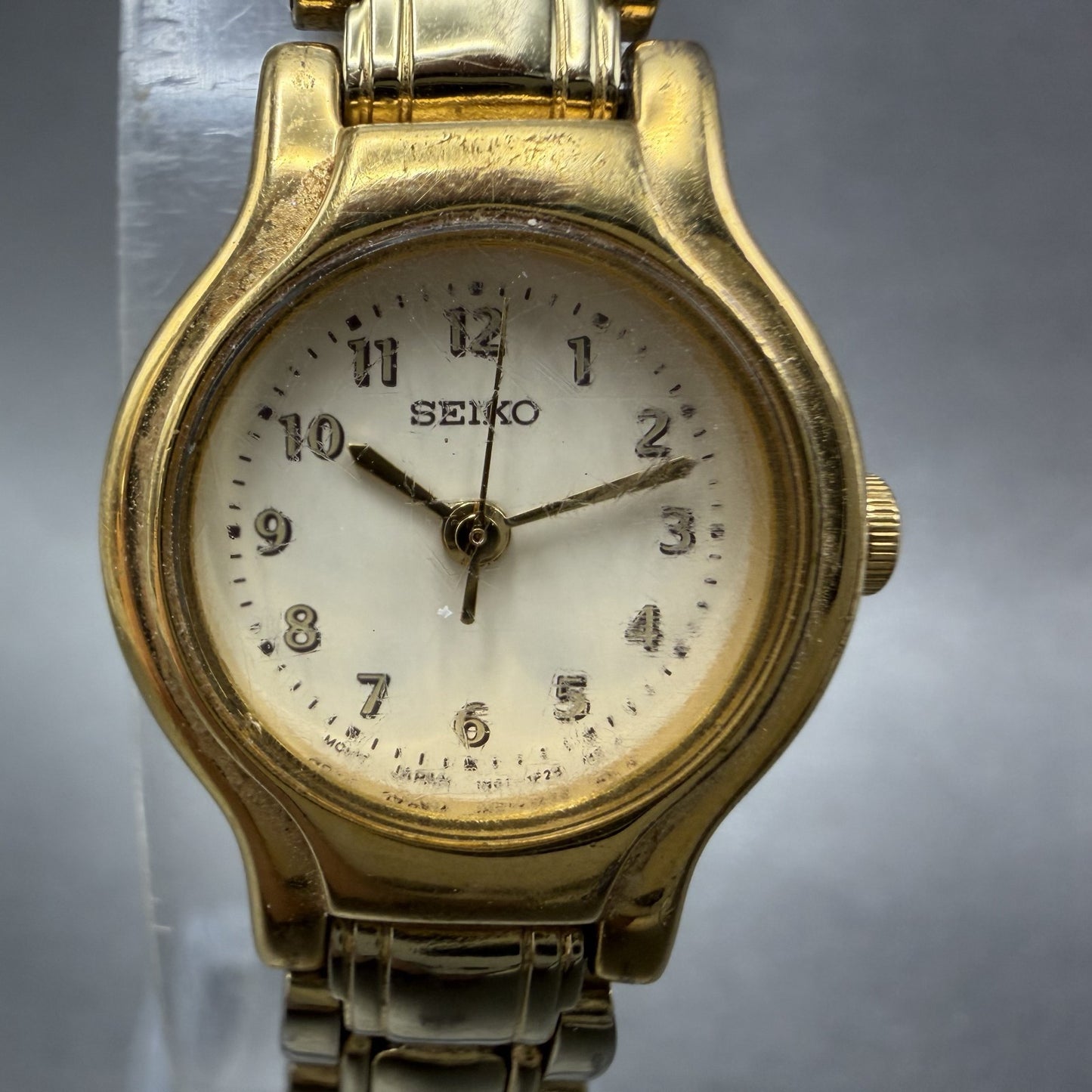 Seiko Watch Women 19mm Cream Dial Gold Tone Round 1N010K30 New Battery1