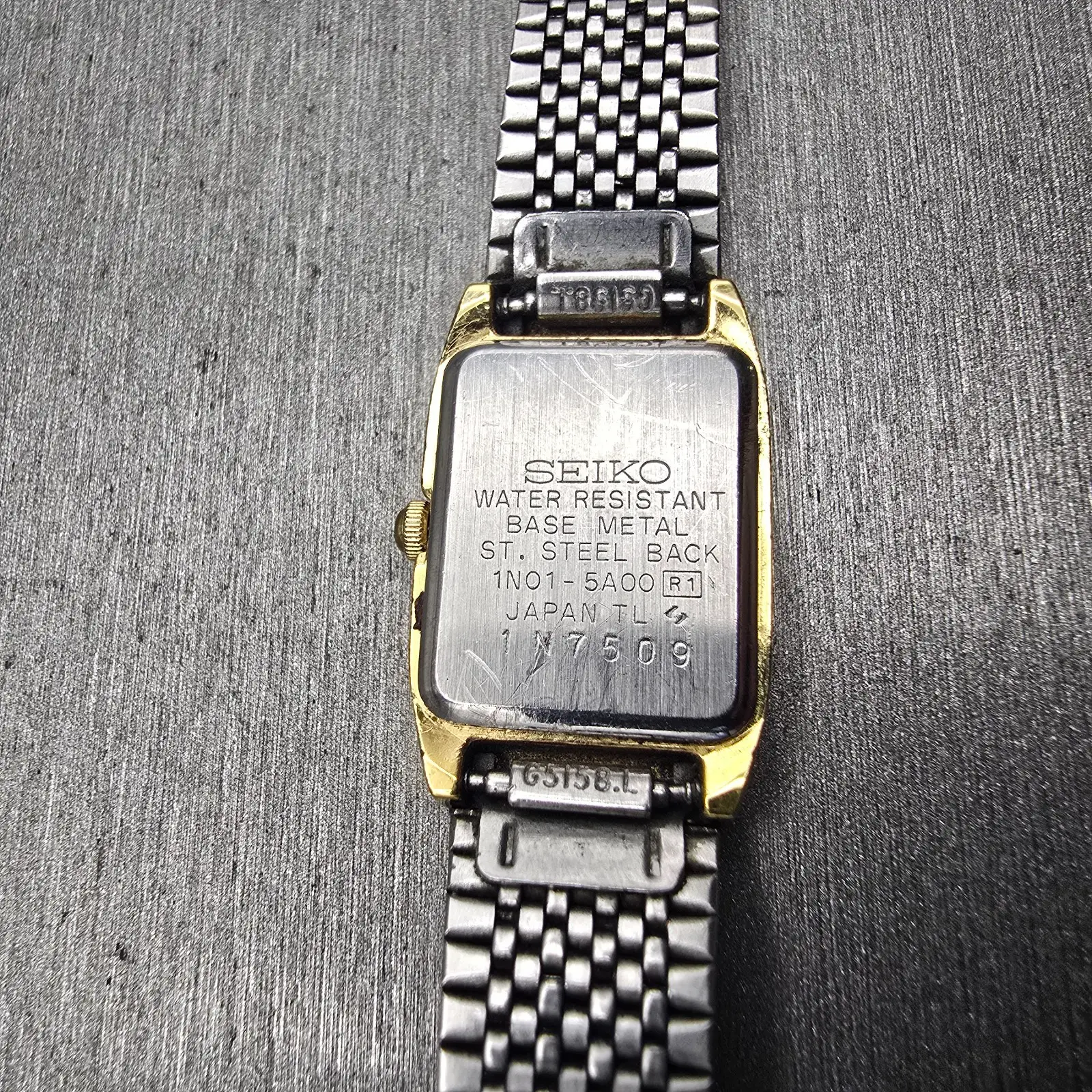 Seiko Watch Women 16mm Gold Dial Gold Tone Rectangle 1N01-5A00 New Battery VTG10