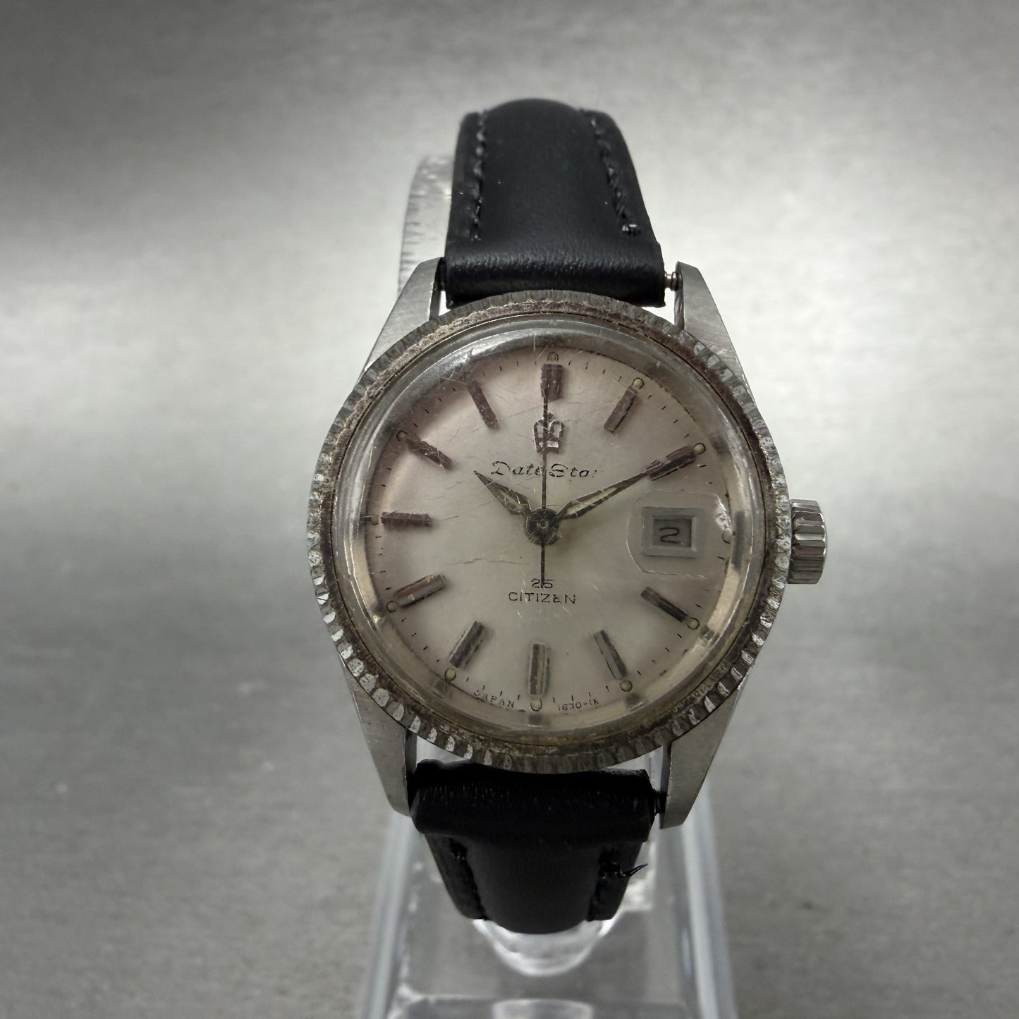 Citizen date Star Watch Women 25mm Silver Dial Silver Tone Date Manual Runs0