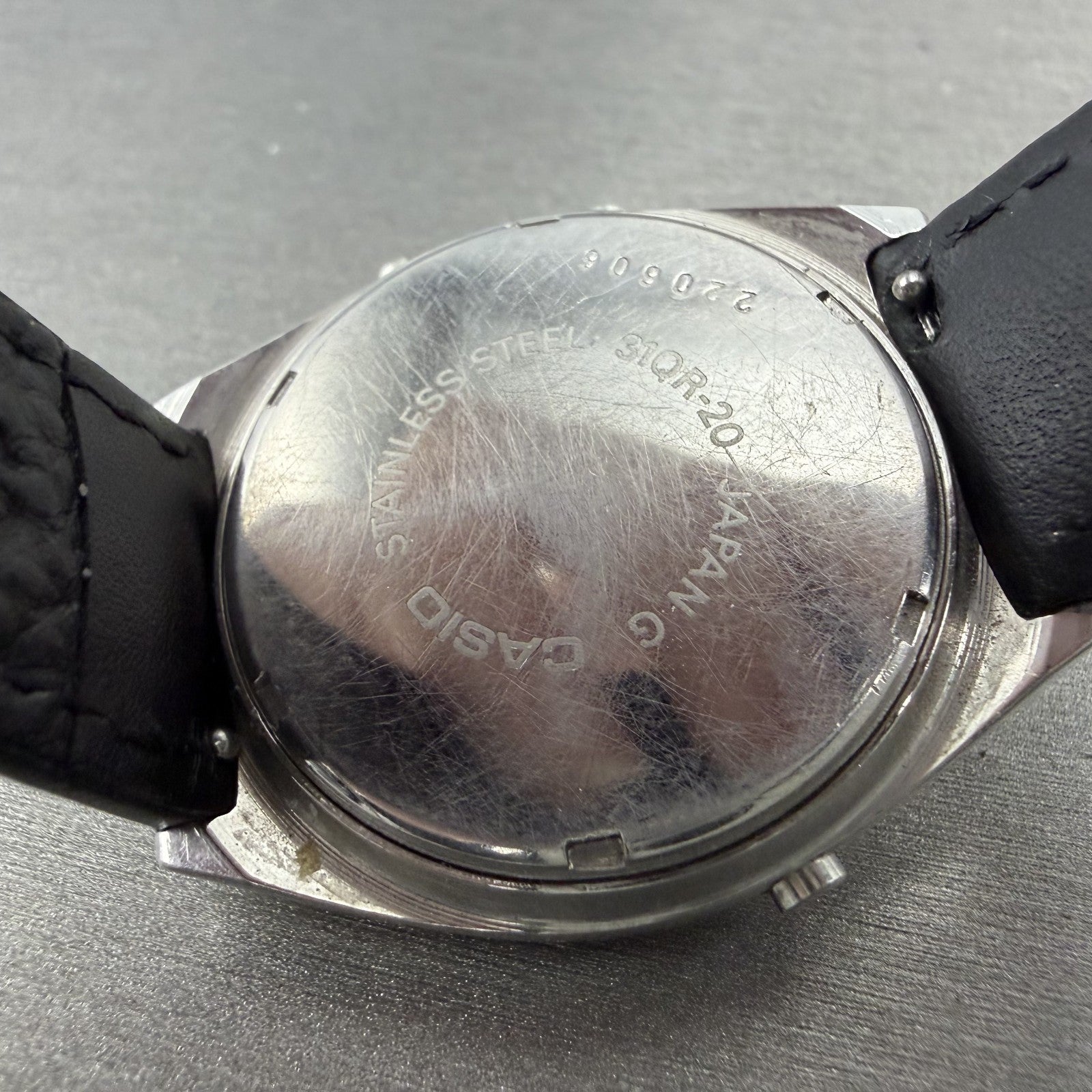 Casio 31QR20 Watch Men 34mm Digital Silver Tone Daydate Round New battery VTG9