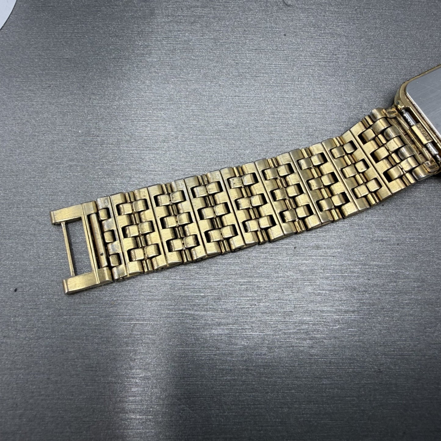 Seiko Tank Watch Men 26mm White Dial Gold Tone Date 7N225A10 New Battery READ!!13
