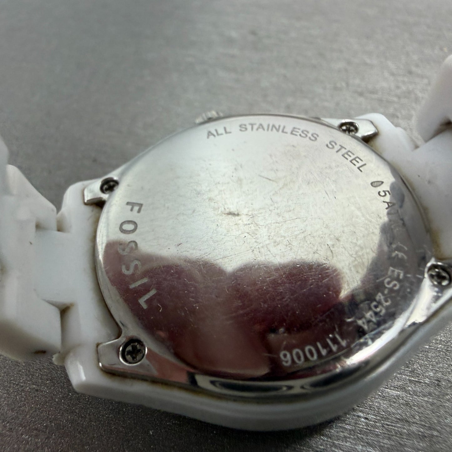 Fossil Stella Watch Women 31mm MOP Dial White Plastic Date Round ES-2544 NewBatt9