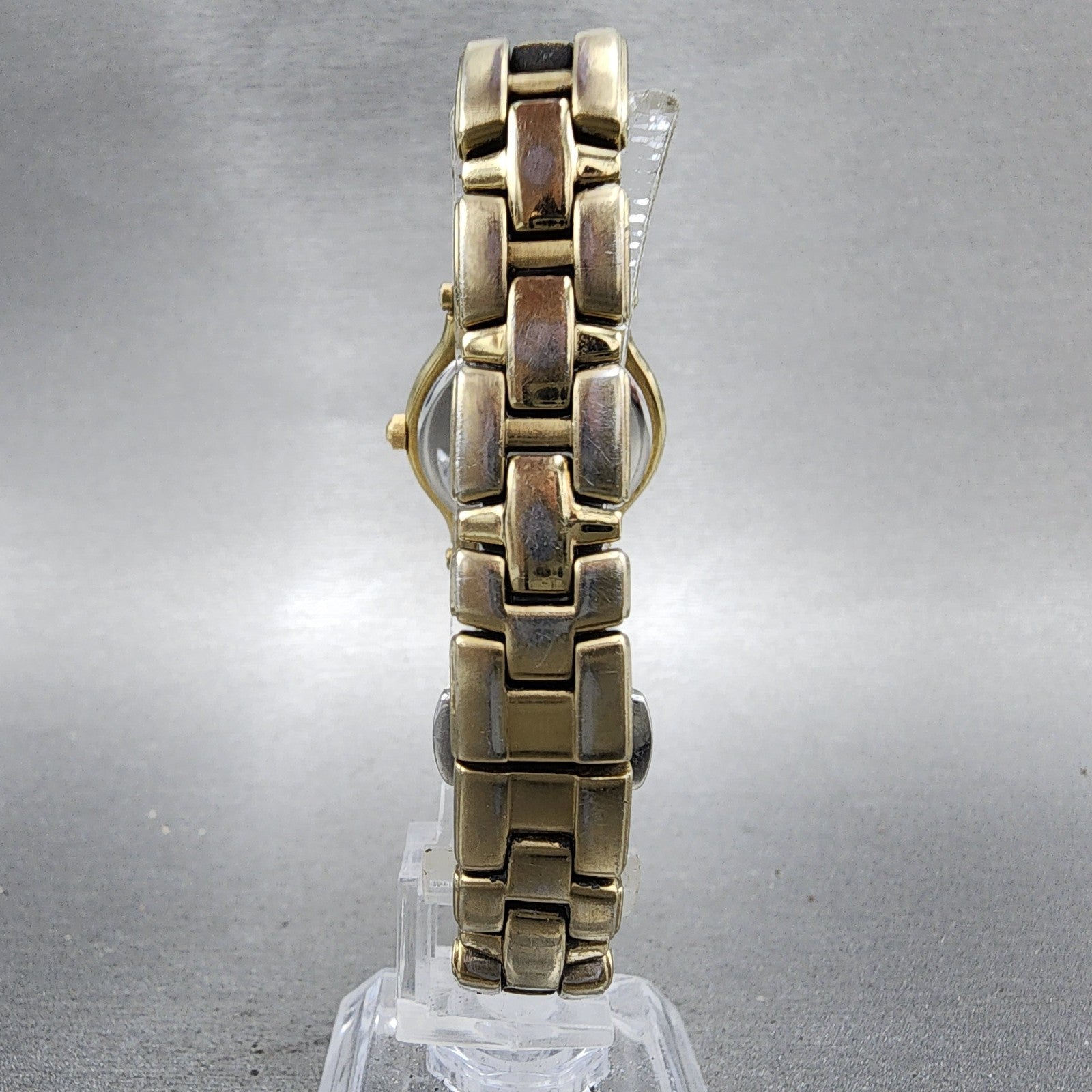Citizen EcoDrive Watch Women 26mm MOP Dial Gold Tone Round Runs E031S0218217