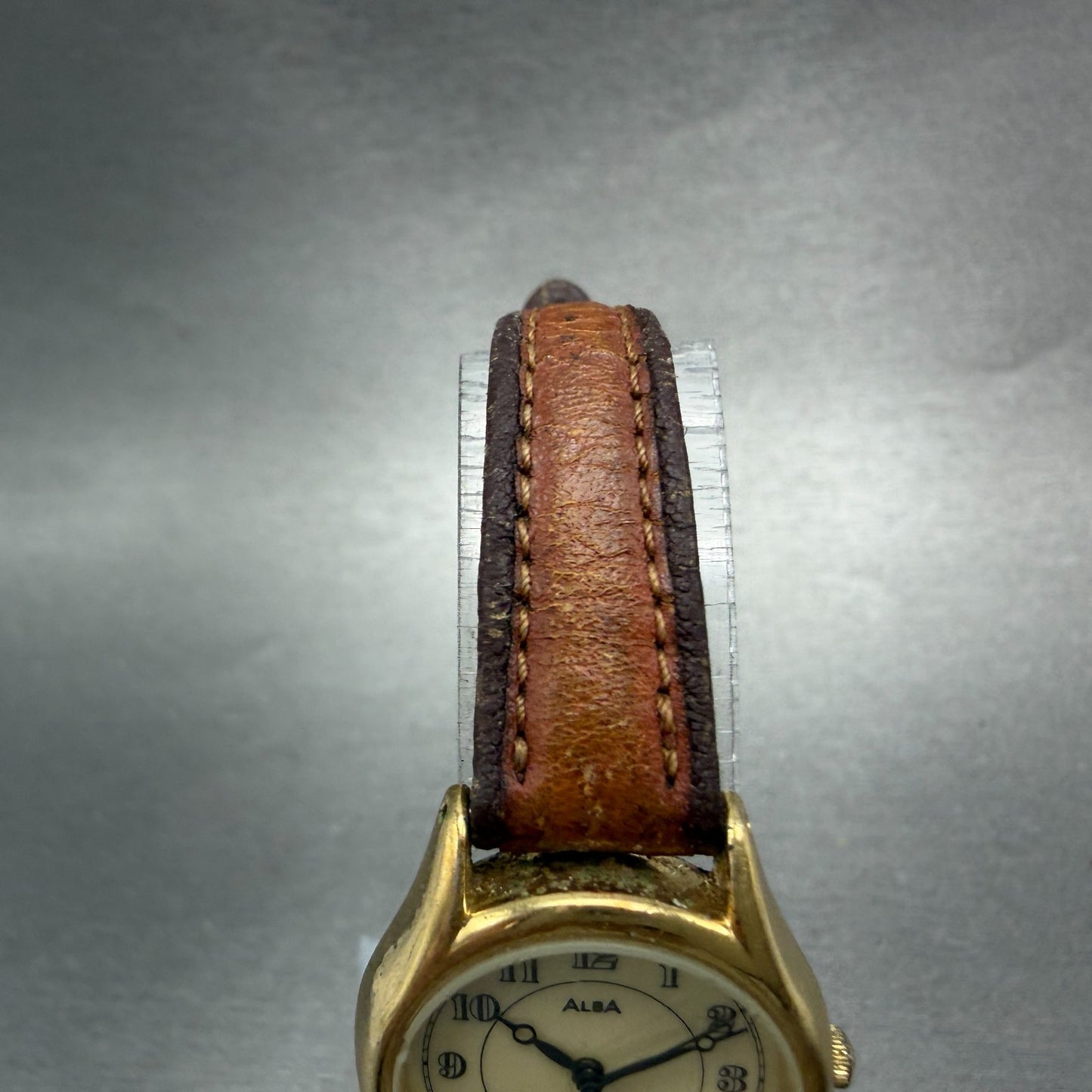 Seiko Alba Watch Women 25mm Cream Dail Gold Tone Round V306-6130 New Battery4