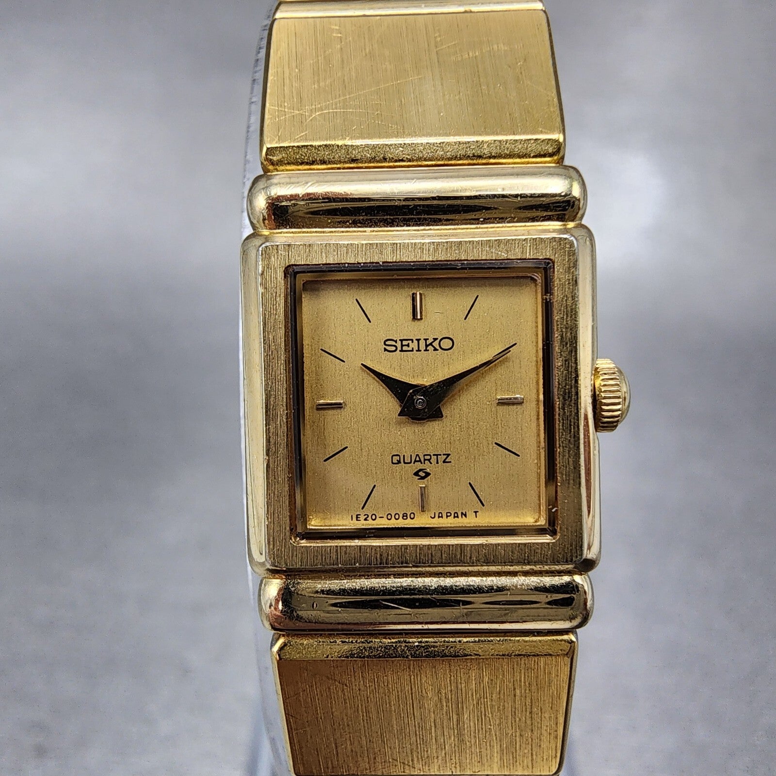 Seiko Watch Women 14mm Gold Dial Gold Tone Square 1E205030 New Battery1