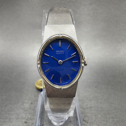 Seiko Watch Women 18mm Blue dial Silver Tone Oval Vintage 165209 New Battery0