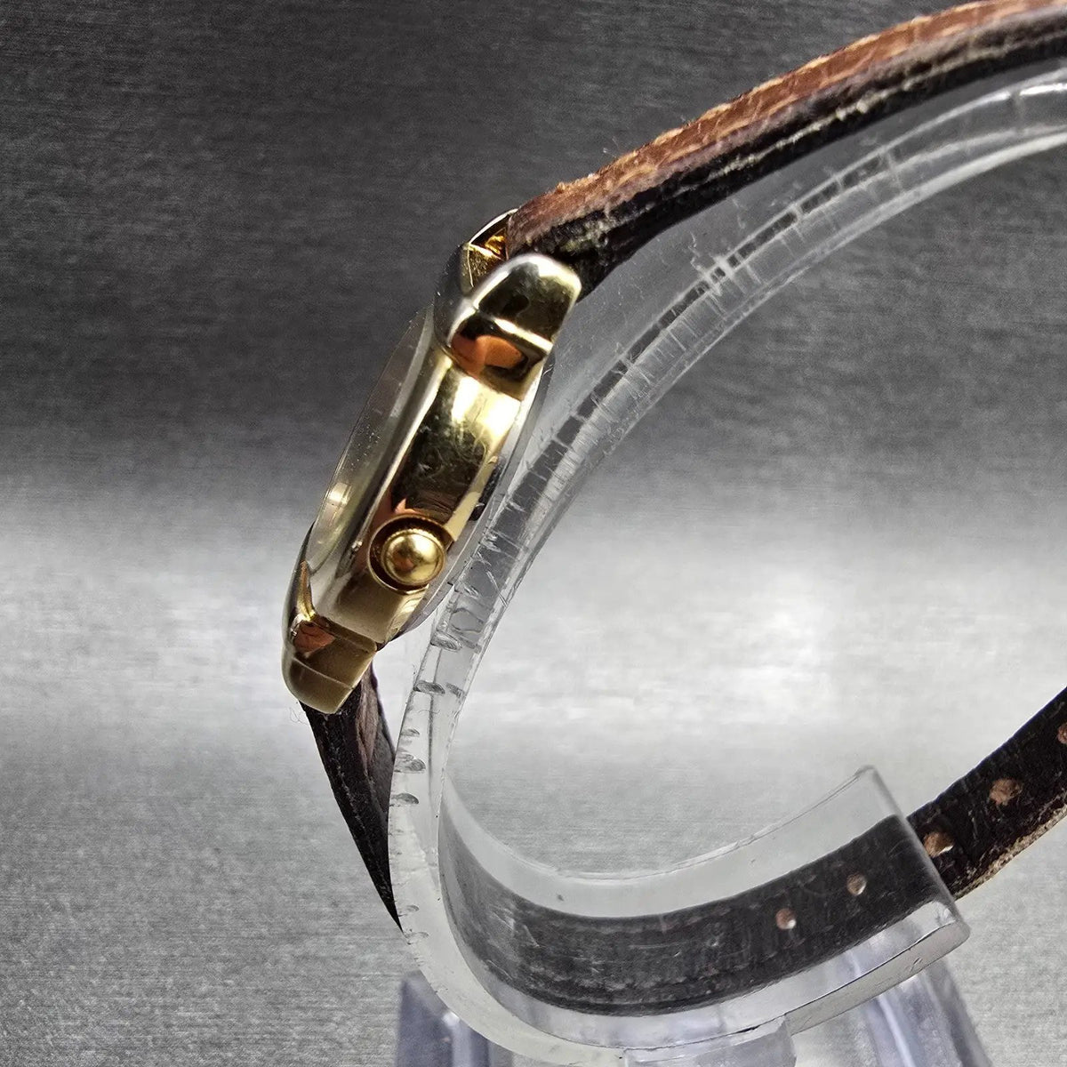 Citizen CQ Watch Women 19mm Champagne Dial Gold Tone Round 5930-K00845 New Batt62