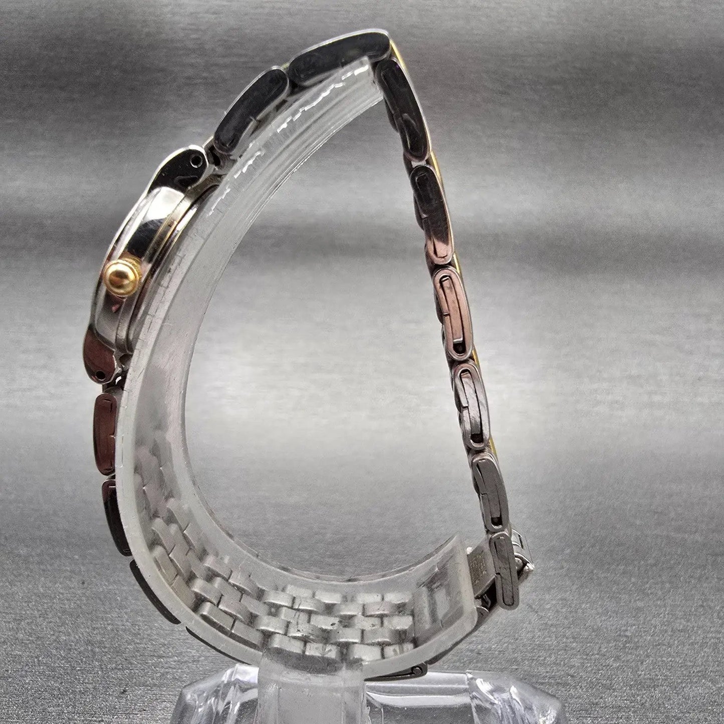 Seiko Watch Women 20mm Silver Dial Two Tone Round 1N00-0G69 New Battery Vintage6