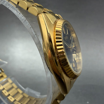 Seiko Watch Women 24mm Black Tone Gold Tone Daydate Round 7N83-0041 New Battery53