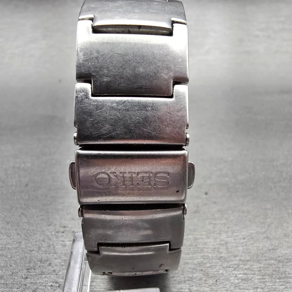 Seiko Watch Men 32mm Silver Dial Silver Tone Date Rectangle 7N32-0AL0 New Batt7