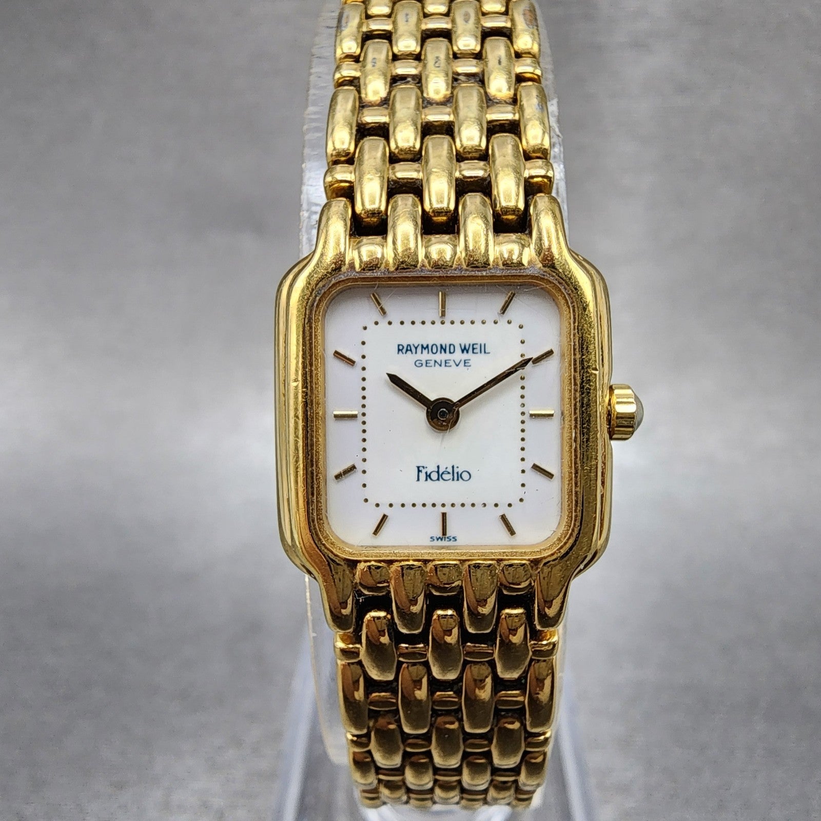 Raymond Weil Fidelio Tank Watch Women 17mm White Dial Gold Tone 3723 New Battery0